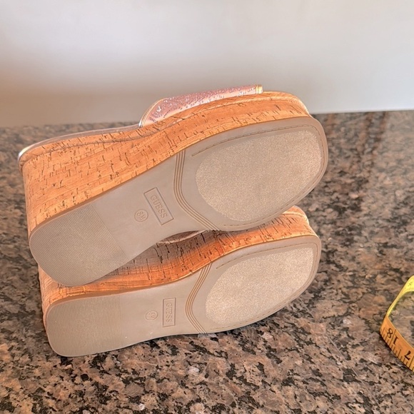 Guess Pink cork Wedge Sandals NWT - Picture 11 of 13